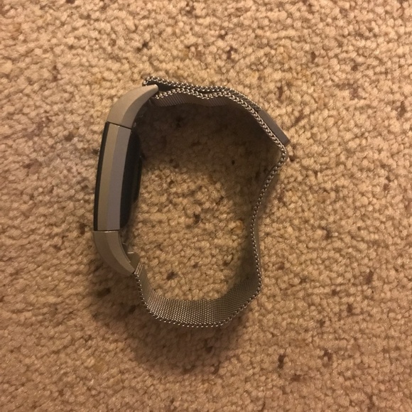 Fitbit Charge 2 - Picture 2 of 6